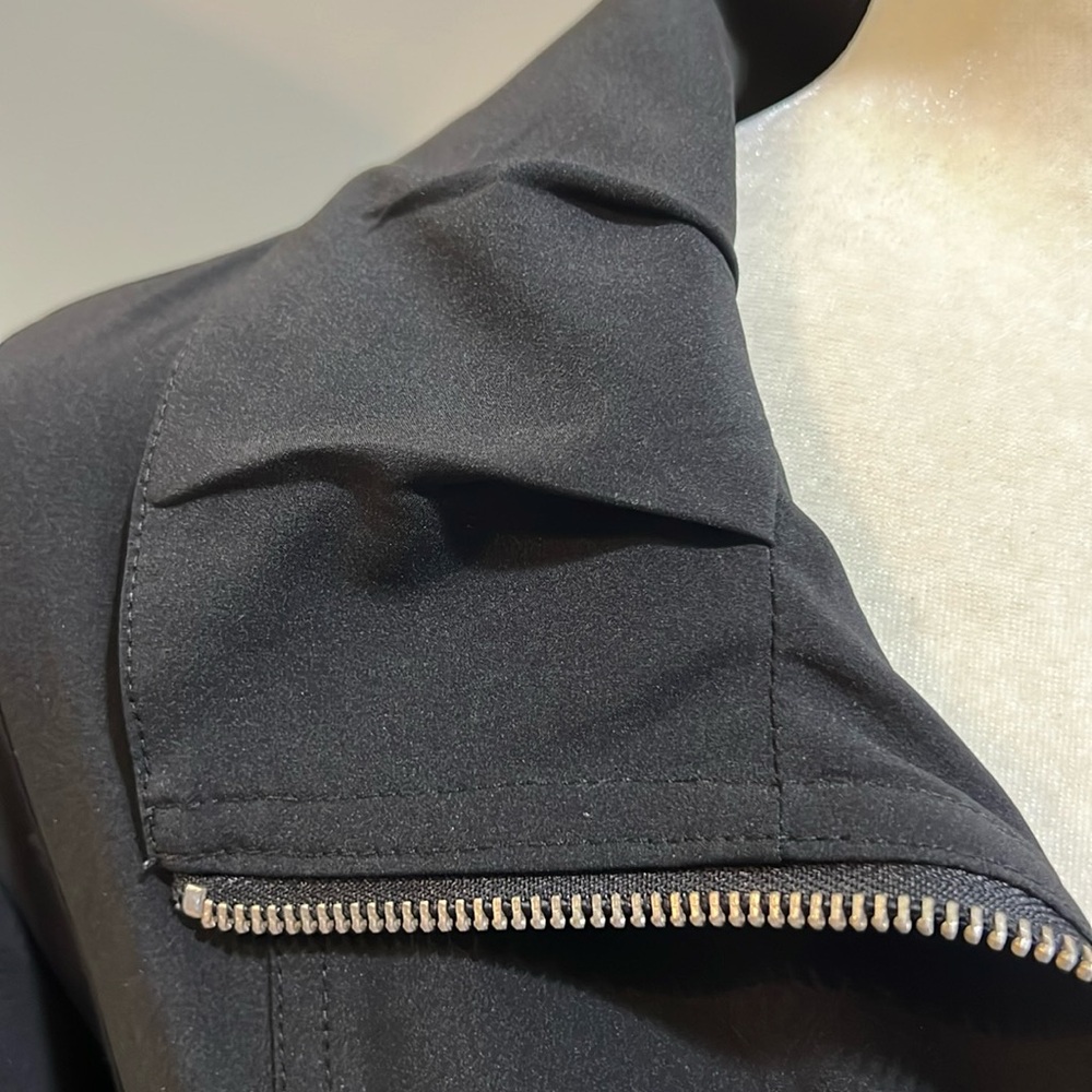 NWOT CHICO’S Weekends Zip Front Jacket - Size 2 - Picture 7 of 14